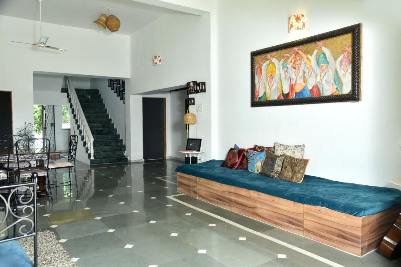 Whispering Woods Villa And Eco Farms 罗纳瓦拉 外观 照片